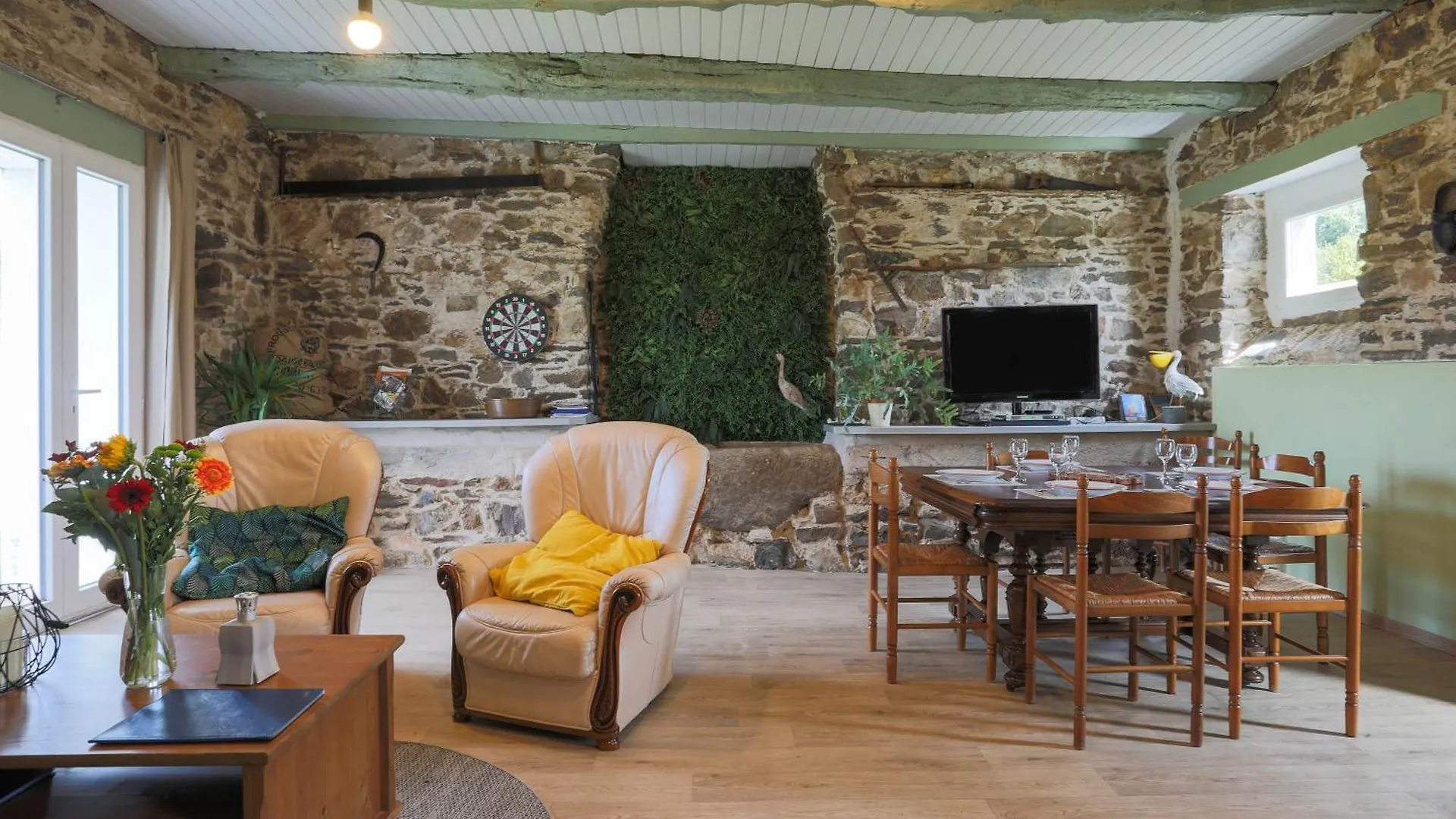 Holiday home L'Abreuvoir Du Leffo Allineuc
